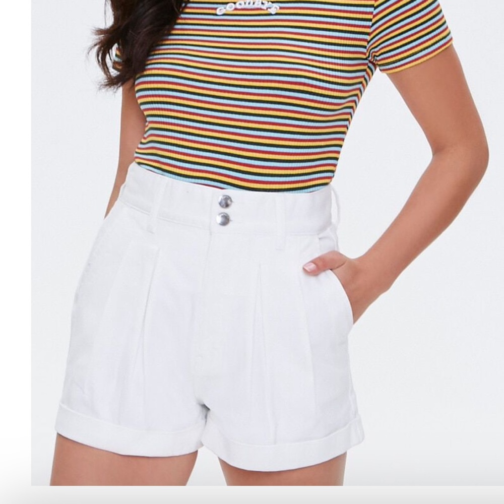 Pleated cuff denim shorts